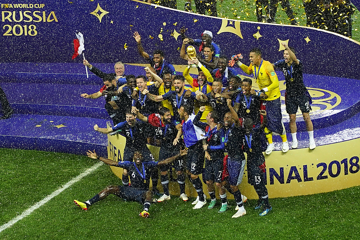 雷火电竞下载-国际足球赛事带来全球球迷集聚