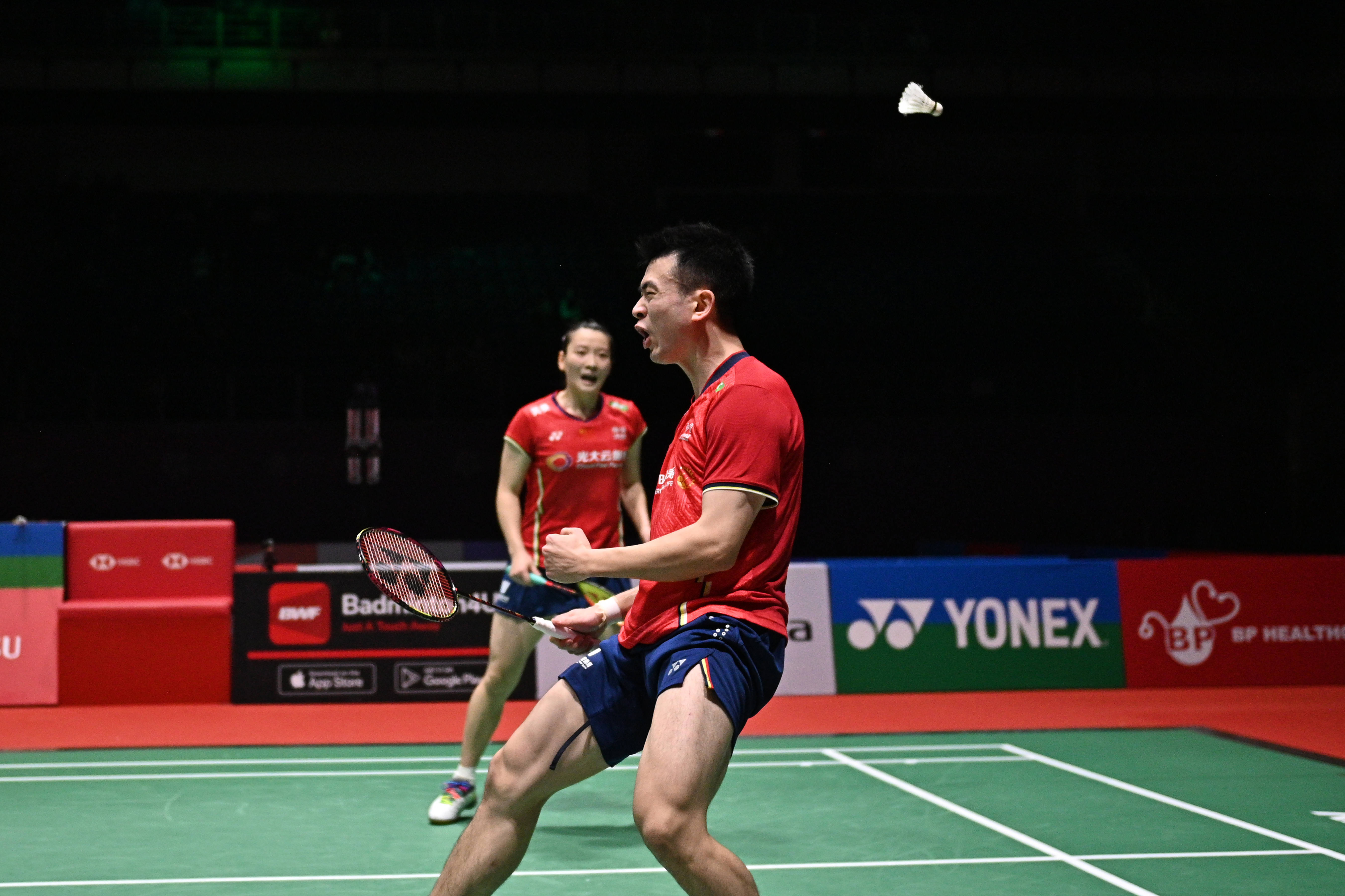 日本羽毛球队鏖战英格兰羽毛球队,马琳送出助攻的简单介绍 日本羽毛球队鏖战英格兰羽毛球队,马琳送出助攻的简单介绍