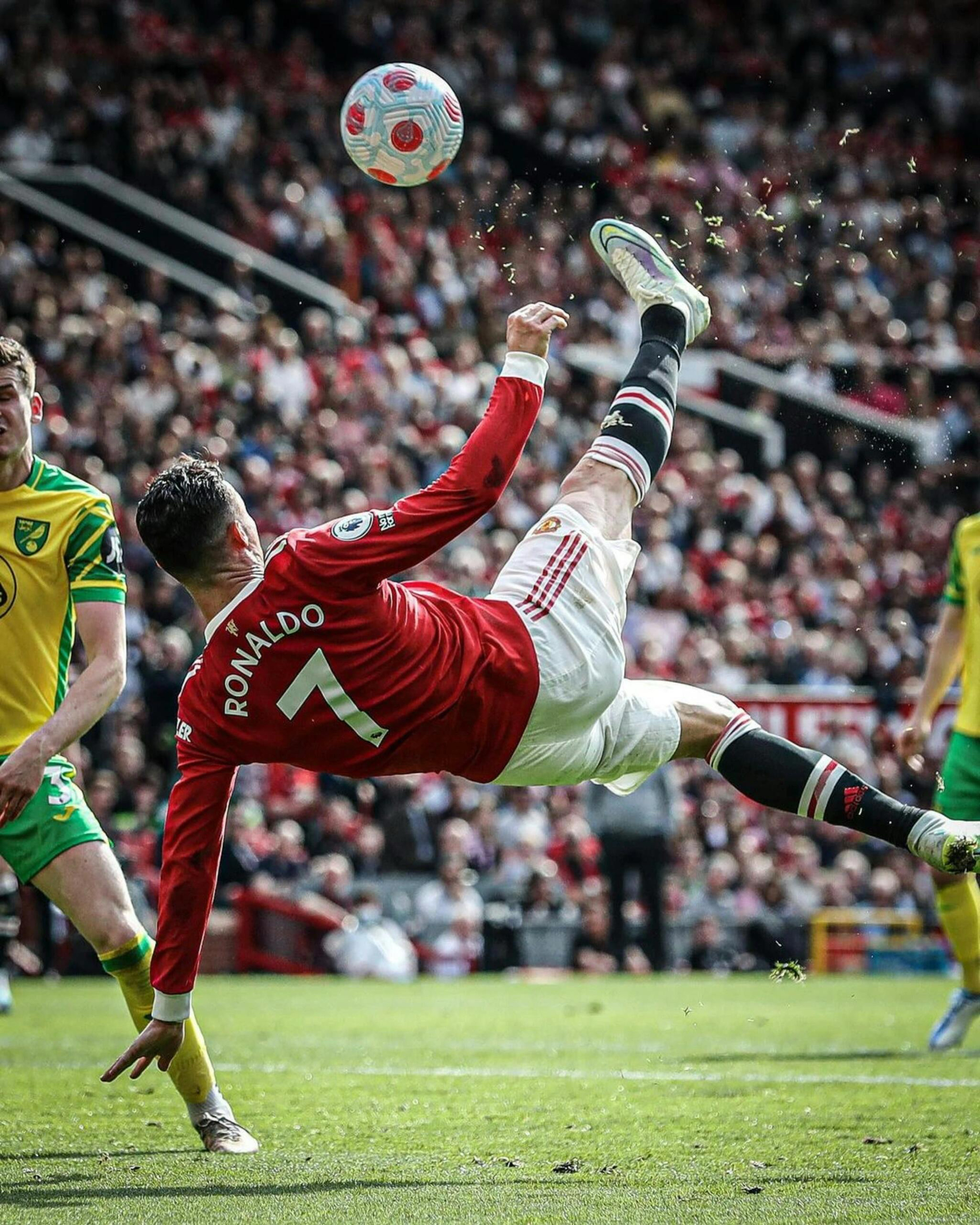 球星爆发!欧洲杯赛场再现神级操作的简单介绍 球星爆发!欧洲杯赛场再现神级操作的简单介绍