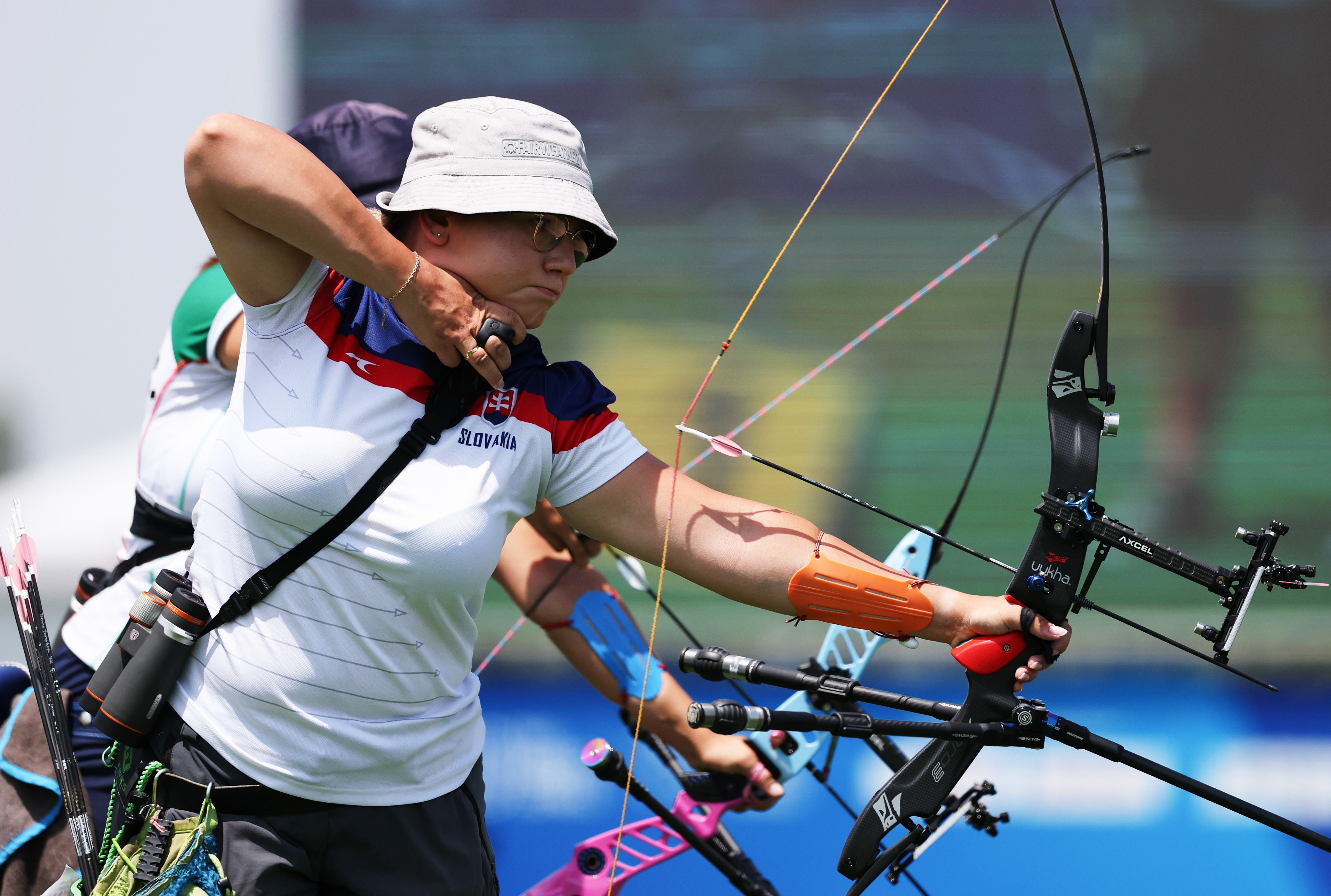 英国小将在射击比赛中脱颖而出 英国小将在射击比赛中脱颖而出