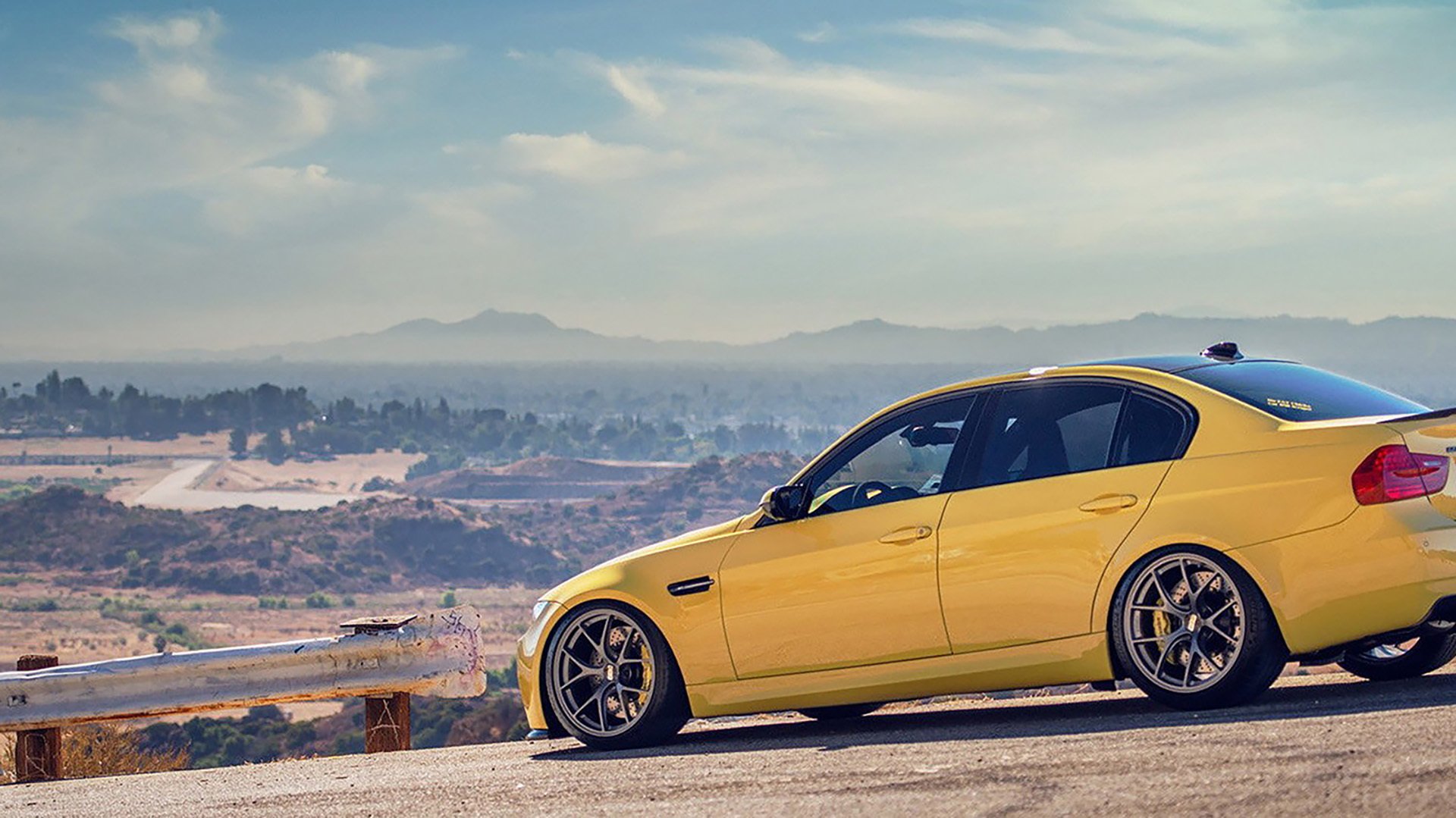 雷火电竞下载-国家VS俱乐部！欧冠决赛上演史无前例交锋，塞内加尔力克勒沃库森改写足坛秩序